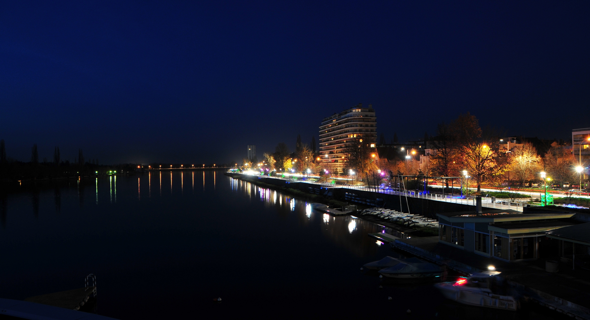 Rivière Allier à Vichy la nuit