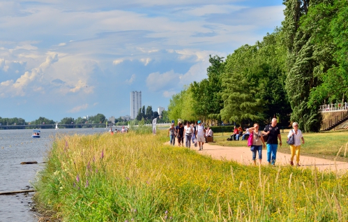 Esplanade, Promenades & plages du Lac d’Allier