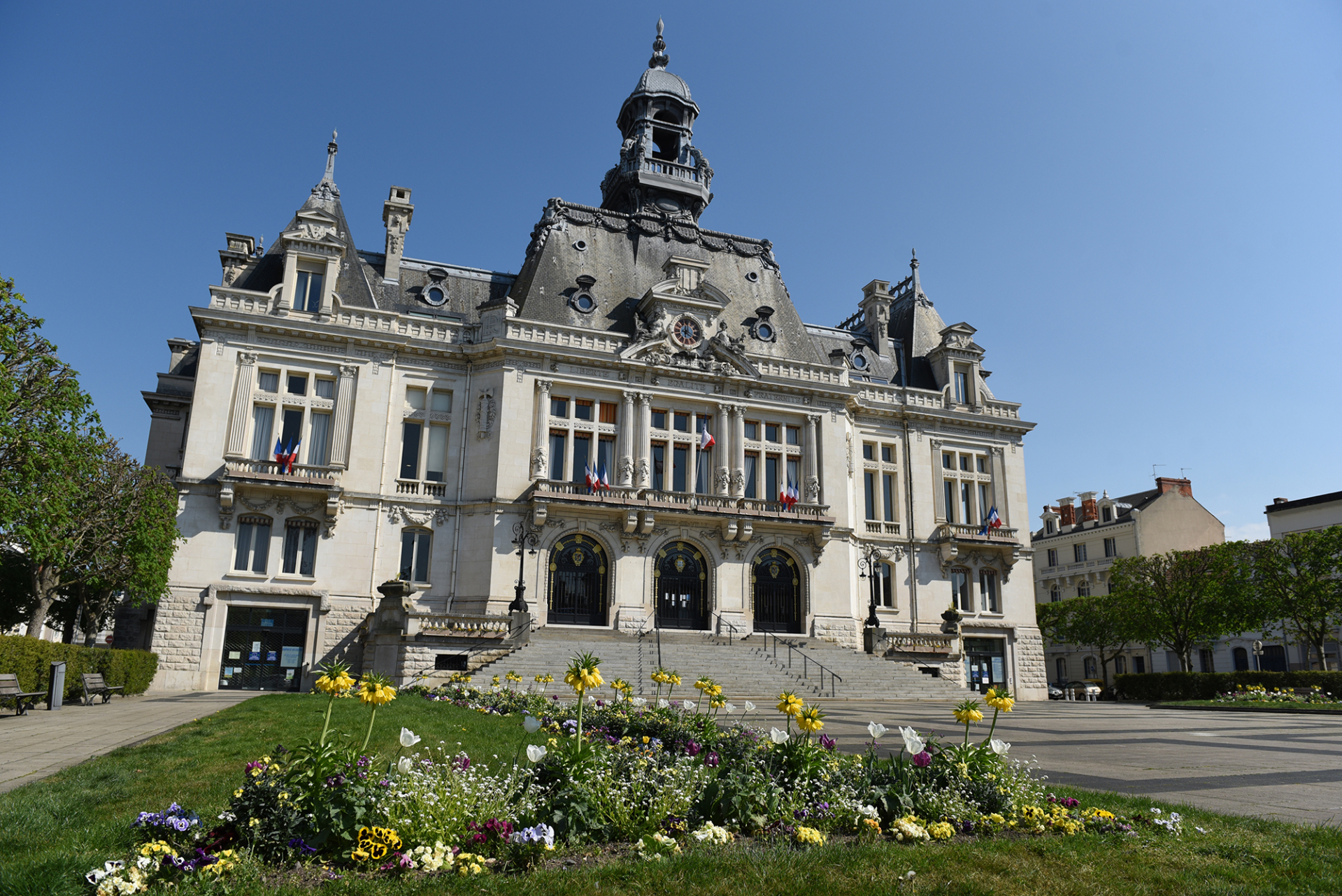 facade-mairie.jpg