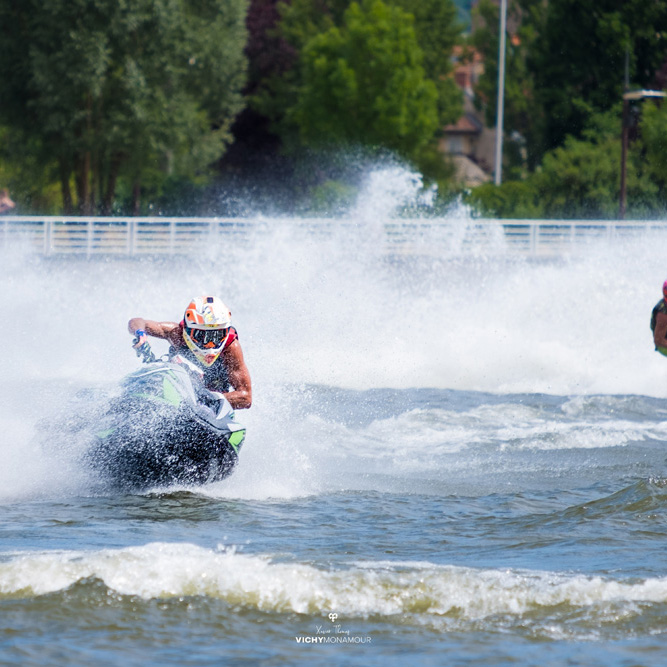 tour du lac vichy